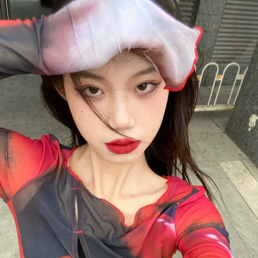 福尔摩斯与中国女侠